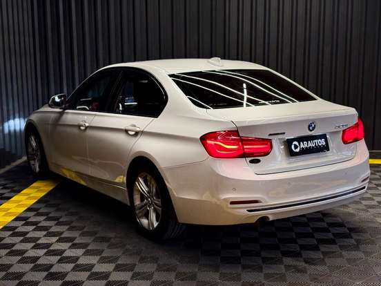 BMW-320i-2016
