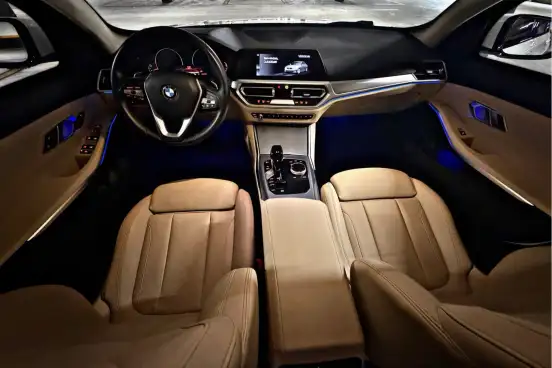 BMW-330i-2020