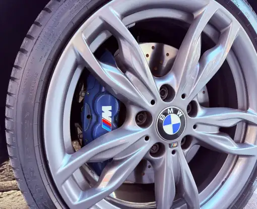 BMW-M 135i-3.0 24V TURBO GASOLINA 4P AUTOMÁTICO BMW-M 135i-2014