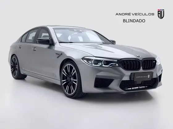 BMW M5 4.4 V8 TWIN POWER M XDRIVE STEPTRONIC