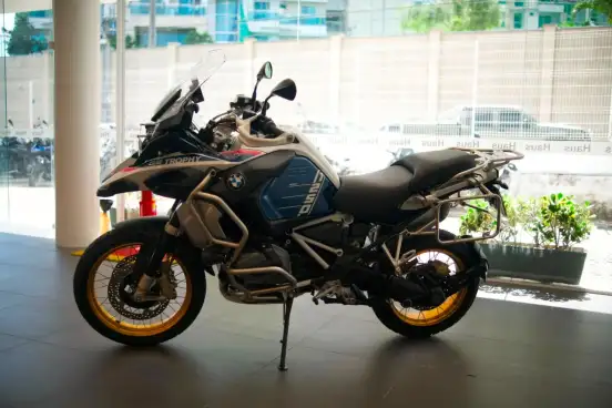 BMW-R 1250 GS ADVENTURE PREMIUM-2023