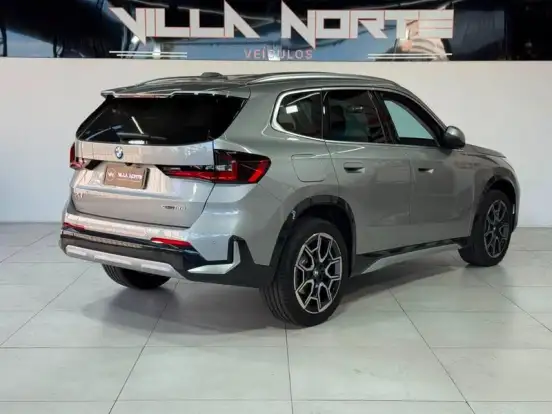 BMW-X1-2.0 16V TURBO GASOLINA SDRIVE20I X-LINE STEPTRONIC BMW-X1-2025
