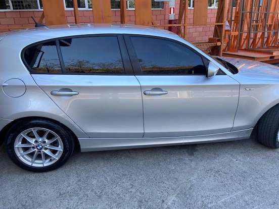 BMW-118i-2.0 UE71 16V GASOLINA 4P AUTOMÁTICO BMW-118i-2011
