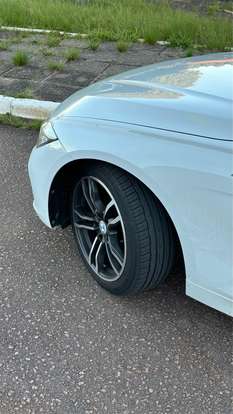 BMW-320i-2016