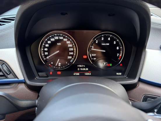 BMW-X1-2022