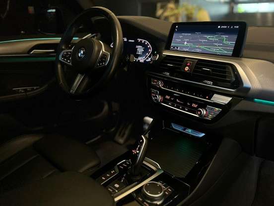 BMW-X3-2021