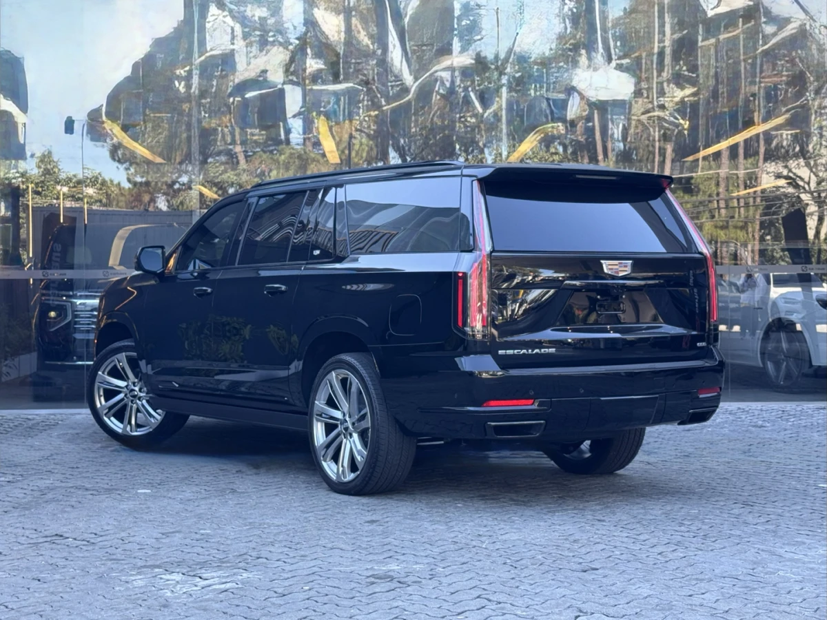 Cadillac Escalade — foto 6