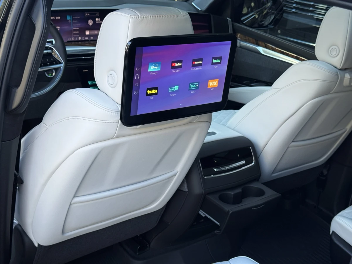 Cadillac Escalade — foto 14