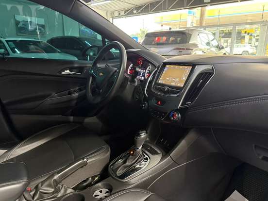 CHEVROLET-CRUZE-2022