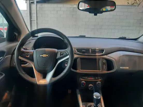 CHEVROLET-ONIX-2019