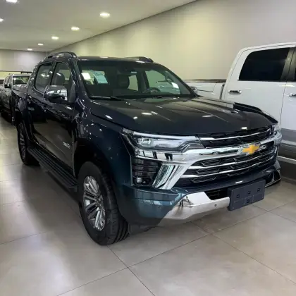 CHEVROLET S10 2.8 16V TURBO DIESEL HIGH COUNTRY CD 4X4 AUTOMÁTICO