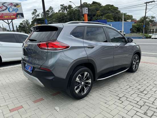 CHEVROLET-TRACKER-2020
