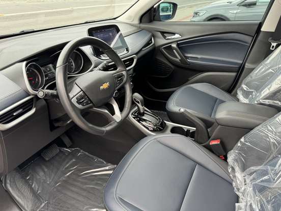 CHEVROLET-TRACKER-2020