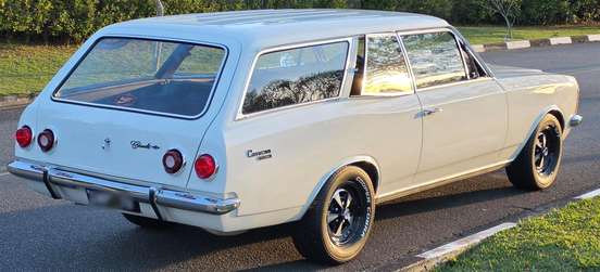 CHEVROLET-CARAVAN-1978
