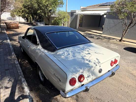 CHEVROLET-OPALA-4.1 COMODORO 12V GASOLINA 2P MANUAL CHEVROLET-OPALA-1979