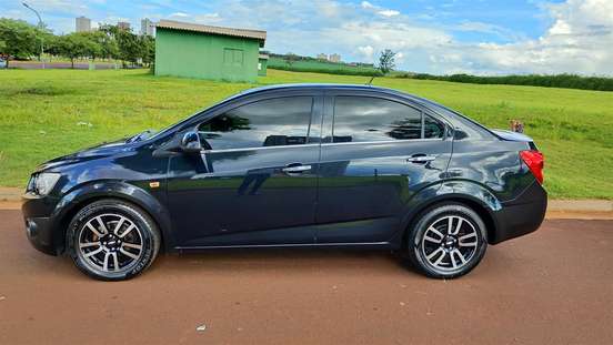 CHEVROLET-SONIC-2013