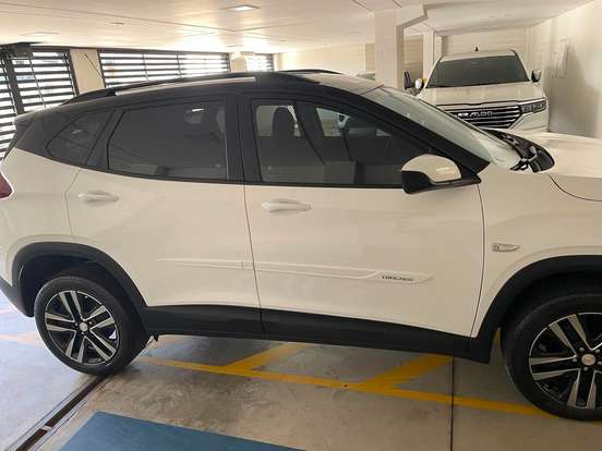 CHEVROLET-TRACKER-2024