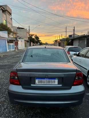 CHEVROLET-VECTRA-2.2 SFI GLS 16V GASOLINA 4P AUTOMÁTICO CHEVROLET-VECTRA-2000
