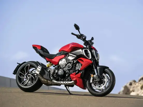 DUCATI-DIAVEL V4 DUCATI-DIAVEL V4-2026