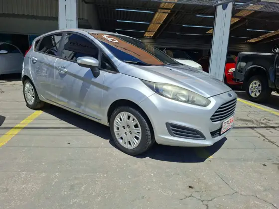 FORD FIESTA 1.5 SE HATCH 16V FLEX 4P MANUAL