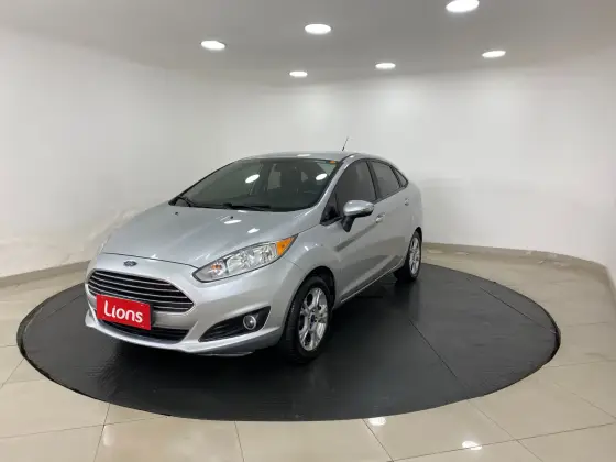 FORD FIESTA 1.6 SE HATCH 16V FLEX 4P POWERSHIFT FORD FIESTA 1.6 SE HATCH 16V FLEX 4P POWERSHIFT