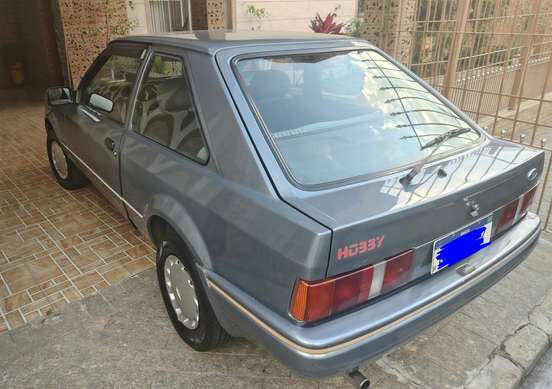 FORD-ESCORT-1995