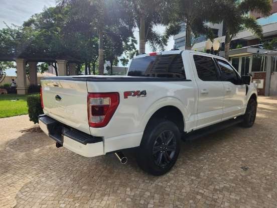 FORD-F-150-2023