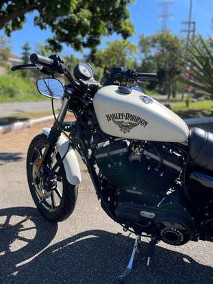 HARLEY-DAVIDSON-SPORTSTER IRON 883-2017