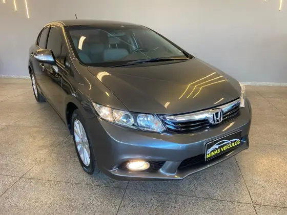 HONDA CIVIC 2.0 LXR 16V FLEX 4P AUTOMÁTICO