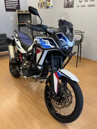 HONDA CRF 1100L AFRICA TWIN ES DCT HONDA CRF 1100L AFRICA TWIN ES DCT