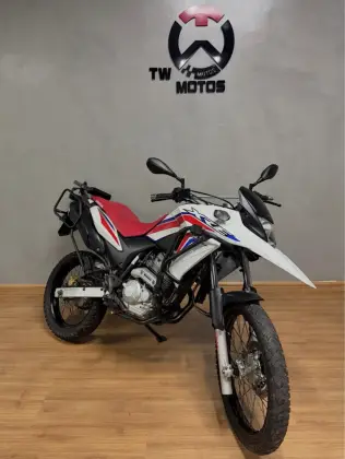 HONDA XRE 300 ABS HONDA XRE 300 ABS