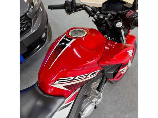 HONDA-CB TWISTER ABS-2022