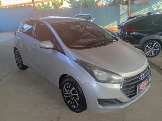 HYUNDAI HB20 1.6 COMFORT PLUS 16V FLEX 4P MANUAL