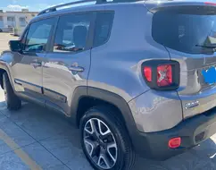 JEEP RENEGADE 2.0 16V TURBO DIESEL LONGITUDE 4P 4X4 AUTOMÁTICO JEEP RENEGADE 2.0 16V TURBO DIESEL LONGITUDE 4P 4X4 AUTOMÁTICO