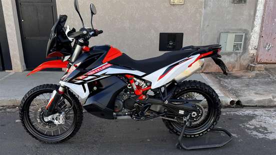 KTM-890 ADVENTURE R-2021