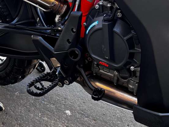 KTM-890 ADVENTURE R KTM-890 ADVENTURE R-2021