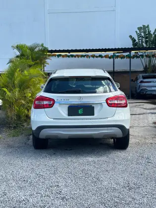 MERCEDES-BENZ GLA 200 1.6 CGI STYLE 16V TURBO FLEX 4P AUTOMÁTICO