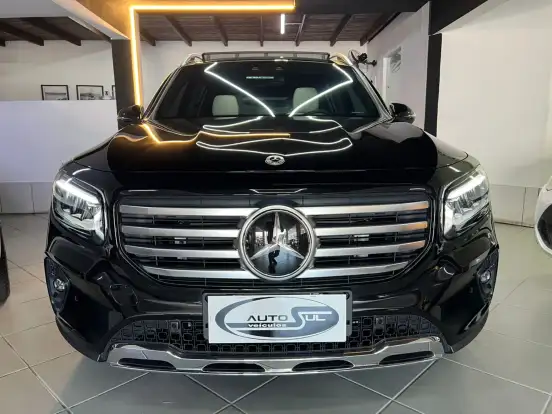 MERCEDES-BENZ-GLB 200-2023