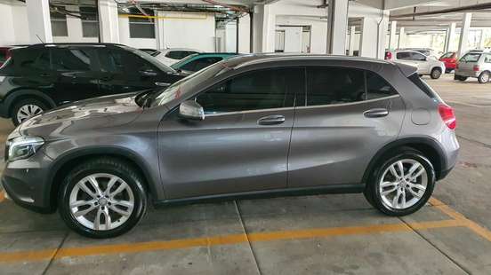MERCEDES-BENZ-GLA 200-2015