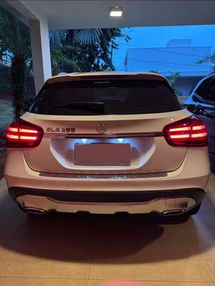 MERCEDES-BENZ-GLA 200-2019