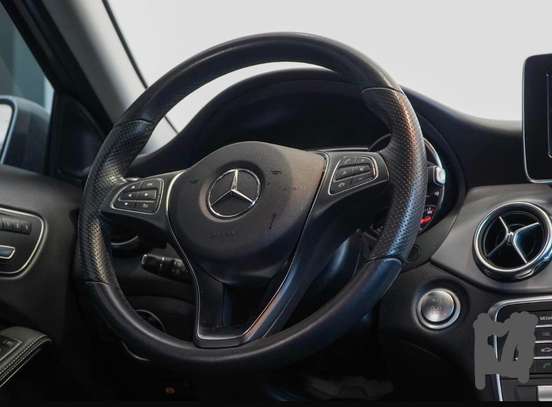 MERCEDES-BENZ-GLA 200-1.6 CGI FLEX STYLE 7G-DCT MERCEDES-BENZ-GLA 200-2018