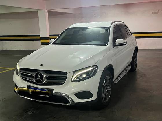 MERCEDES-BENZ GLC 250 2.0 CGI GASOLINA HIGHWAY 4MATIC 9G-TRONIC