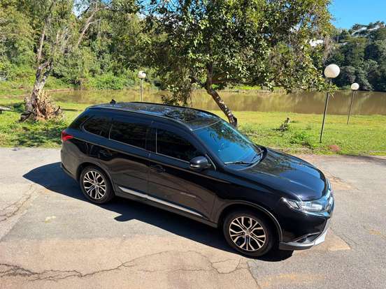MITSUBISHI-OUTLANDER-2.0 16V GASOLINA 4P AUTOMÁTICO MITSUBISHI-OUTLANDER-2016