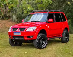 MITSUBISHI PAJERO TR4 2.0 4X4 16V 140CV FLEX 4P AUTOMÁTICO MITSUBISHI PAJERO TR4 2.0 4X4 16V 140CV FLEX 4P AUTOMÁTICO