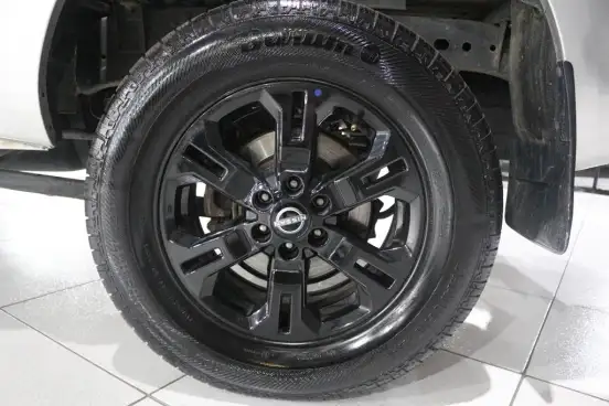 NISSAN-FRONTIER-2022