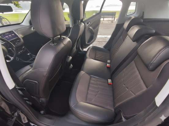 PEUGEOT-2008-1.6 16V FLEX GRIFFE 4P AUTOMÁTICO PEUGEOT-2008-2017