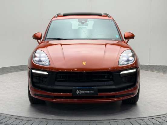PORSCHE-MACAN-2022