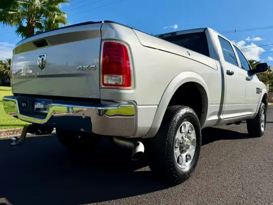 RAM-2500-6.7 LARAMIE 4X4 CD I6 TURBO DIESEL 4P AUTOMÁTICO RAM-2500-2016