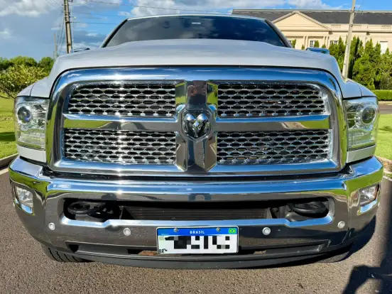 RAM-2500-6.7 LARAMIE 4X4 CD I6 TURBO DIESEL 4P AUTOMÁTICO RAM-2500-2016