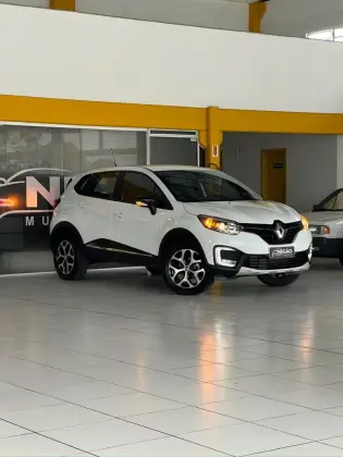 RENAULT CAPTUR 1.6 16V SCE FLEX INTENSE X-TRONIC RENAULT CAPTUR 1.6 16V SCE FLEX INTENSE X-TRONIC